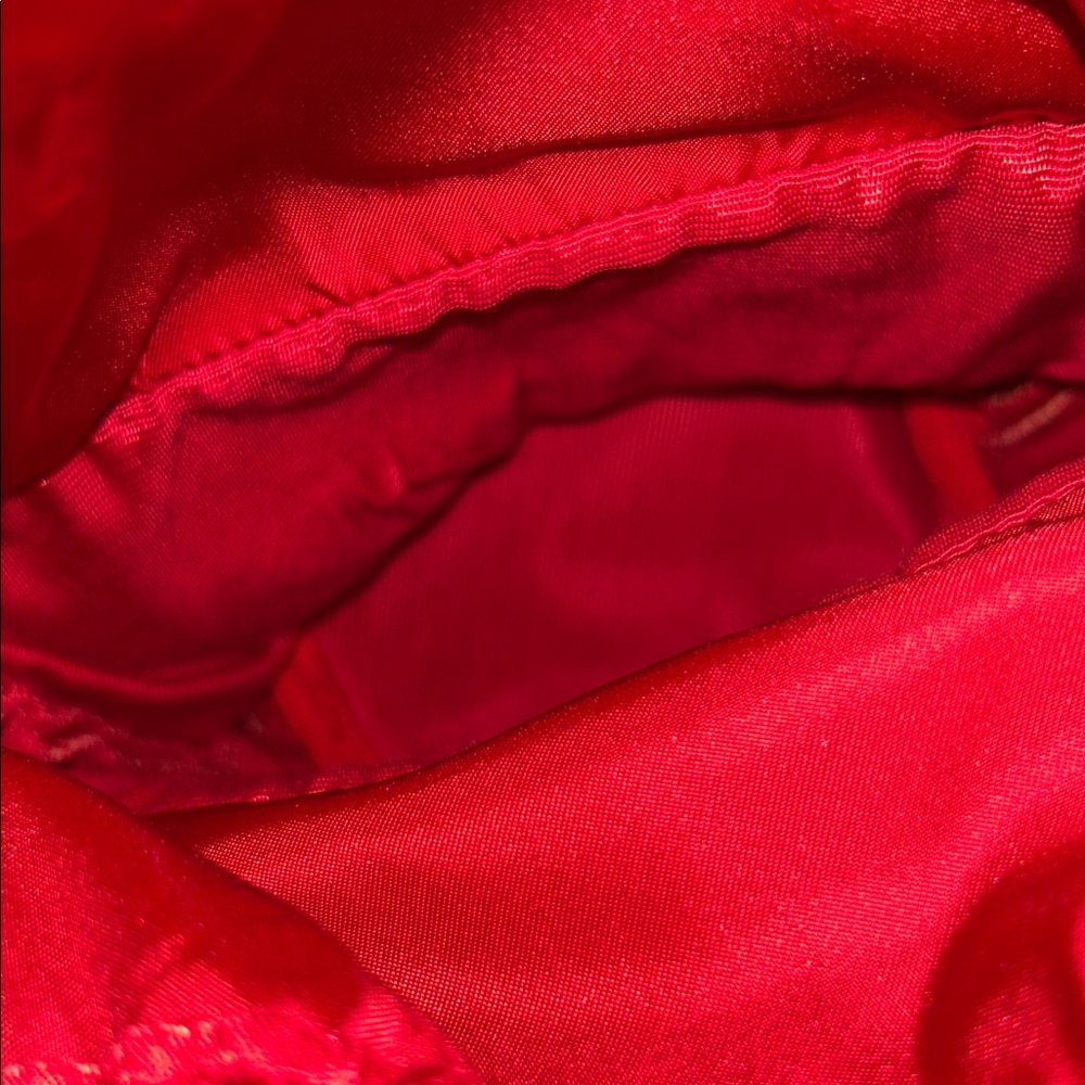 NWOT Authentic Moschino Red Heart Quilted Drawstring Bag - Picture 9 of 16